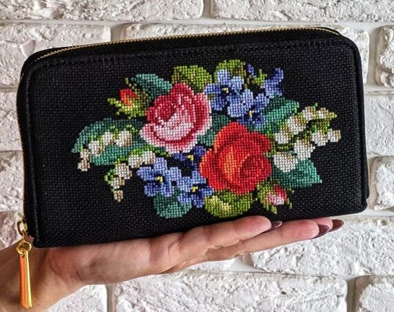 Handcrafted Embroidered Clutch Purse – Cross Stitch Design - Image 3